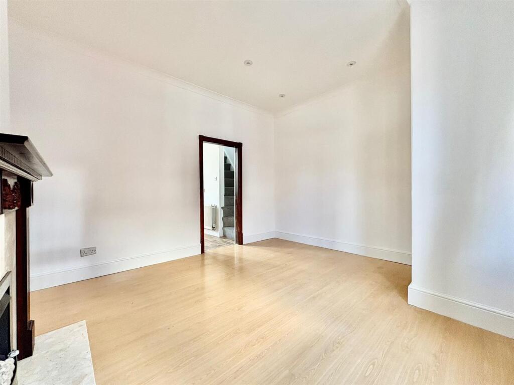 PHOTO-2025-07-22-11-37-41 2.jpg