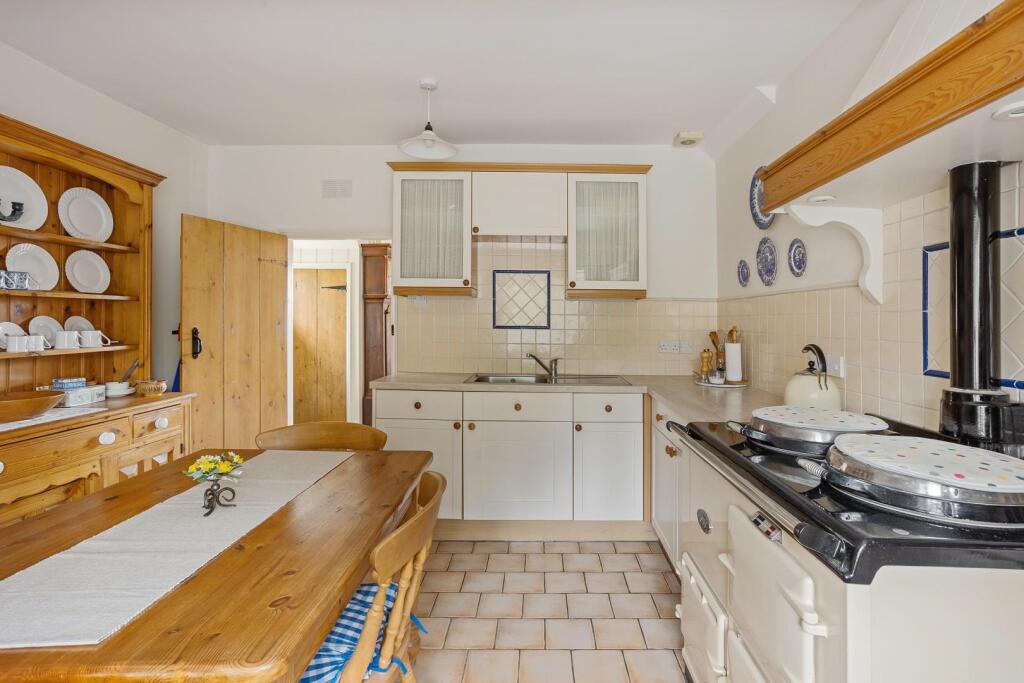 23 Town Street-17.jpg