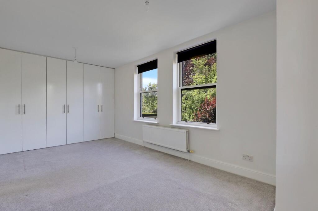 13-c895JHPropWorld - Flat 3, 57 Cator Road - 37.jp