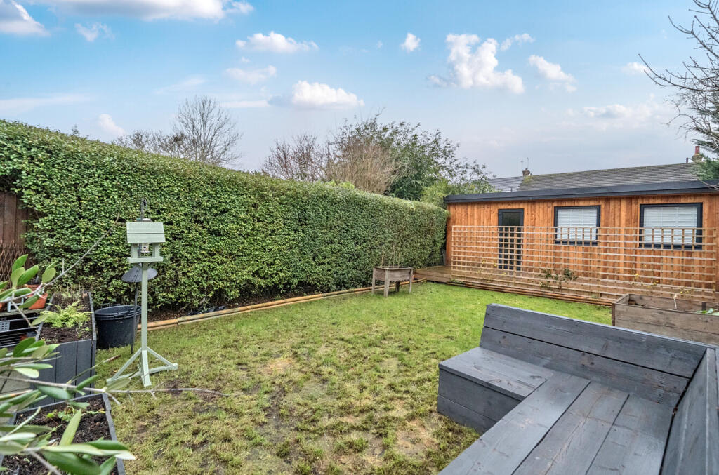 1395676-17-695f9c...