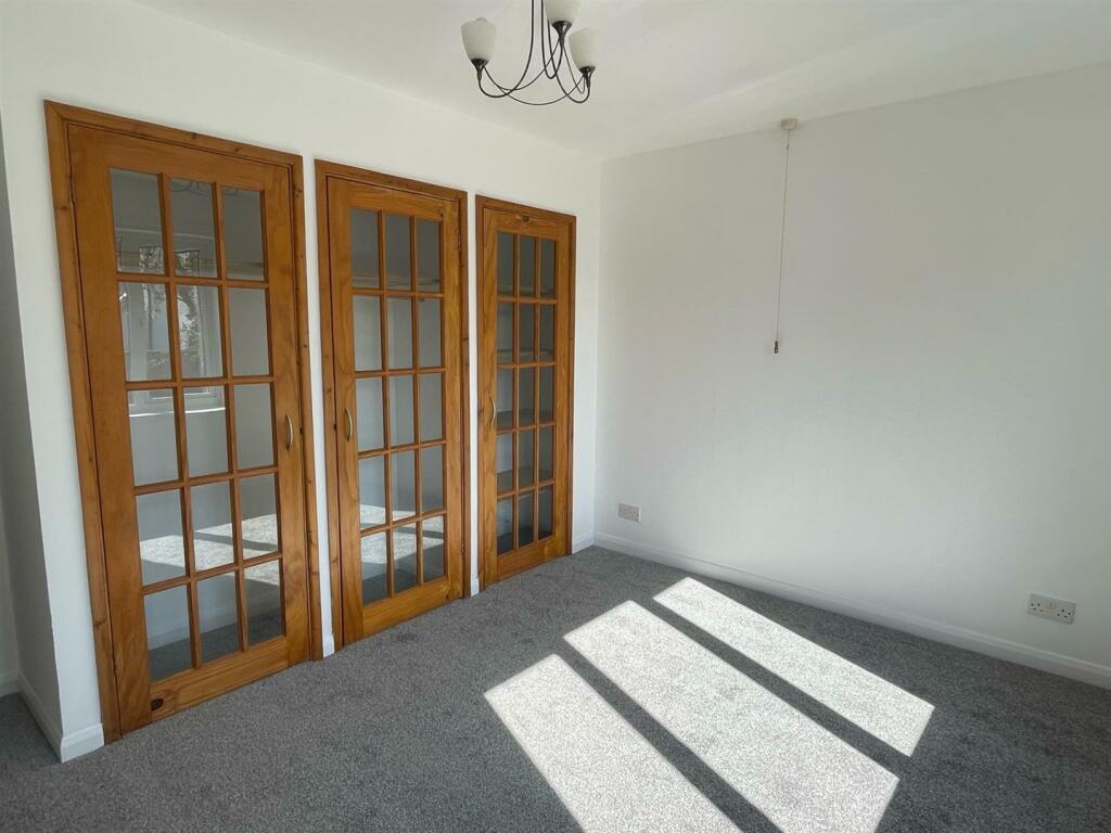 Reception Room.jpg