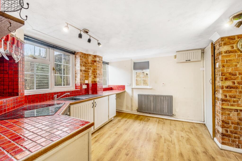 9 Witham Bank East (Boston)-12