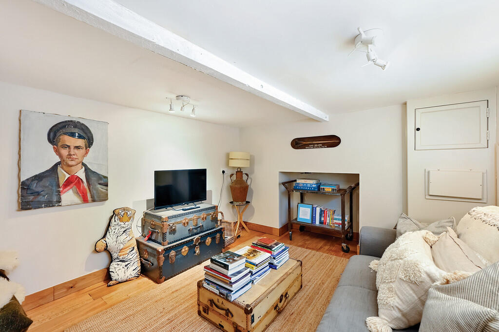 the-matchbox-hous...