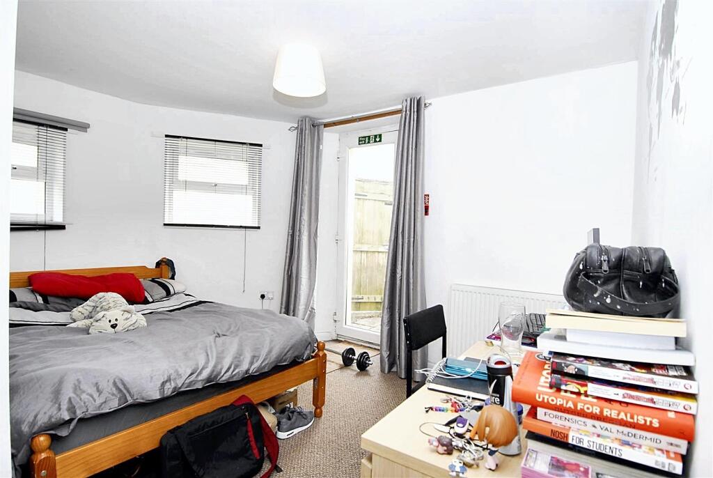 bedroom 3 (4).jpeg