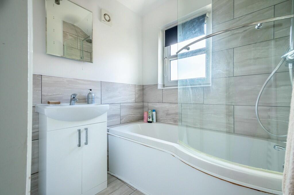 1 Victoria Cottag...