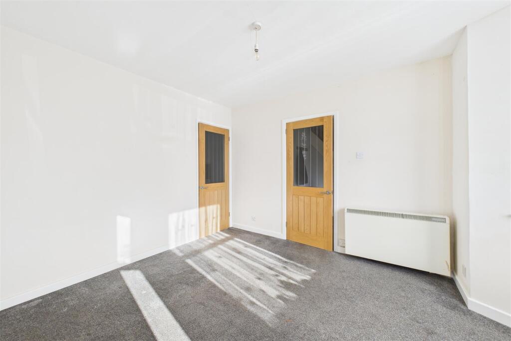 17 Pembroke Avenue, Shirehampton, Bristol BS11 9SJ