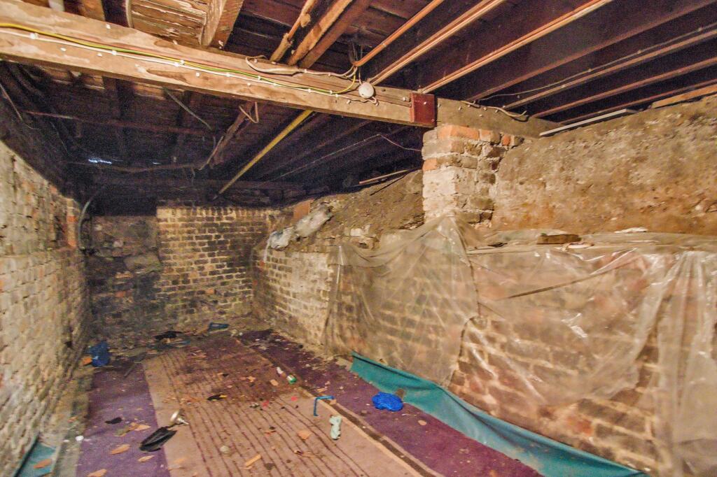 18 Morton Road, Stratford, London E15 4AN