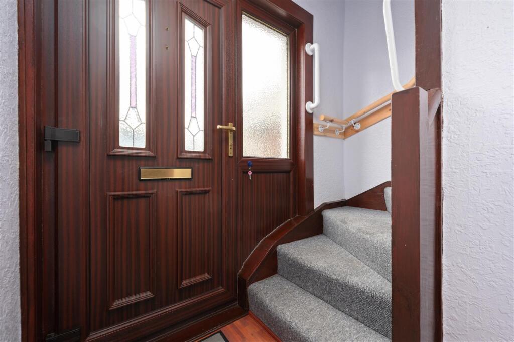 52CentralRoad004.JPG