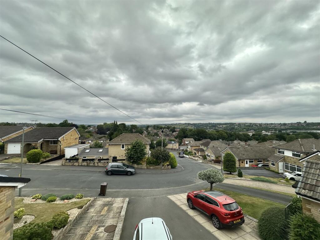 Bramleys Estate Agents - Park Avenue - Liversedge 