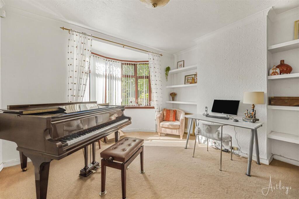 Open-plan lounge