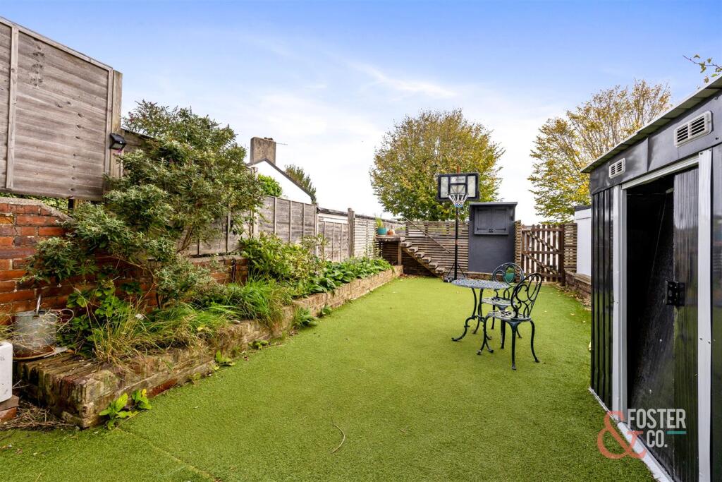 Compton Road, 20-030.JPG