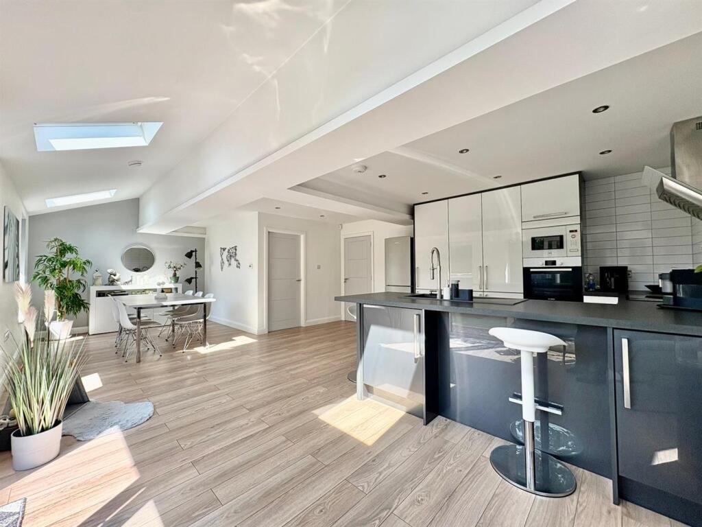 PHOTO-2025-06-20-16-57-35 9.jpg