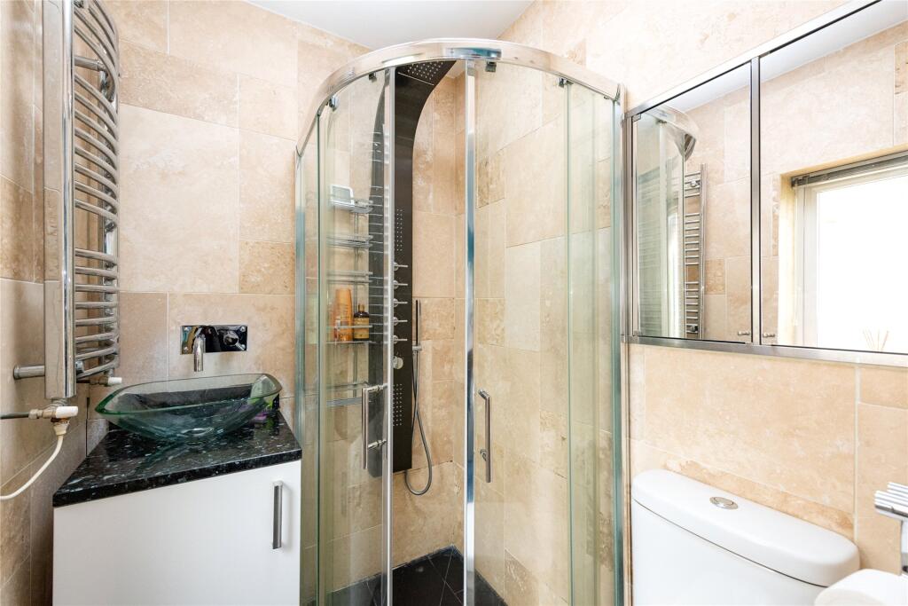 Bed Three En Suite