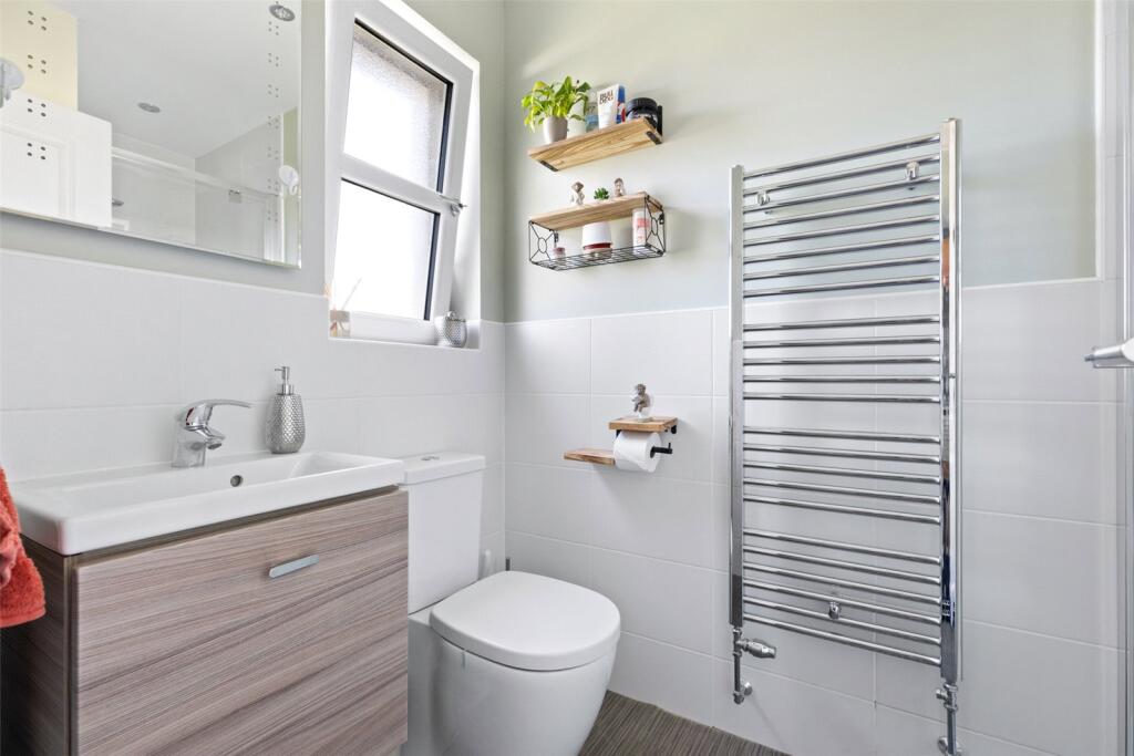 Ensuite