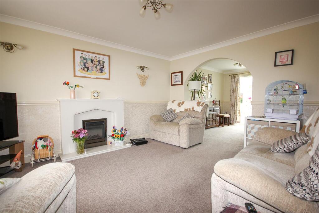 Living Room.jpg