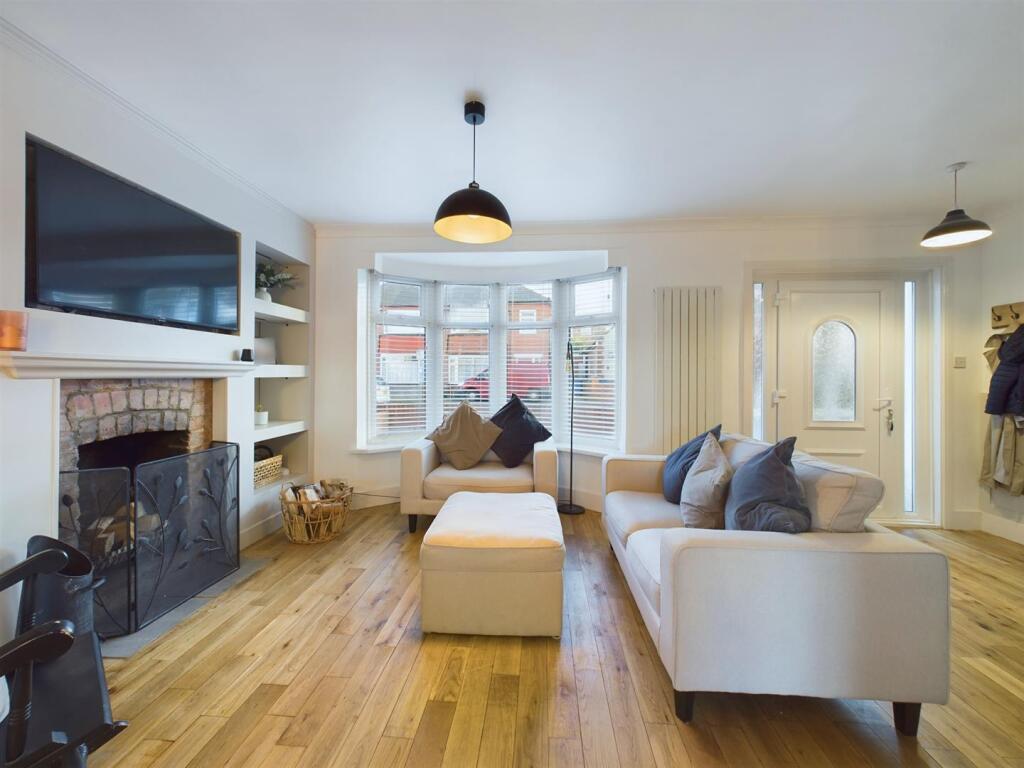 Lounge: