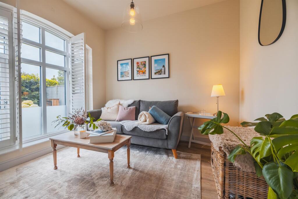 2 George Drive-1.jpg