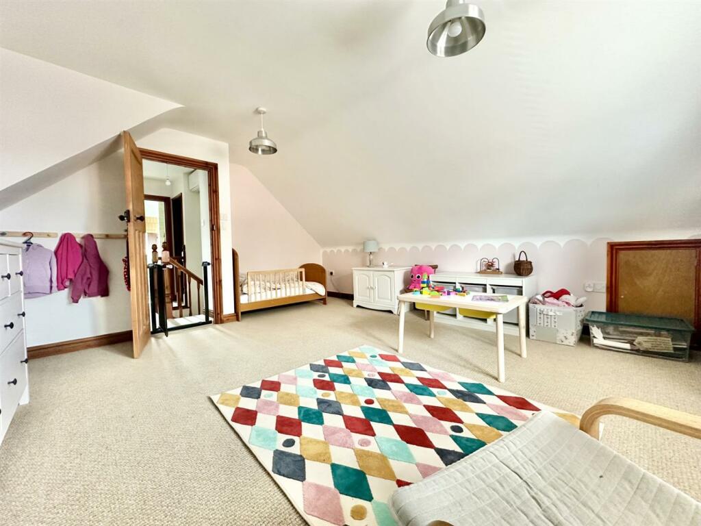 Bedroom3.jpg