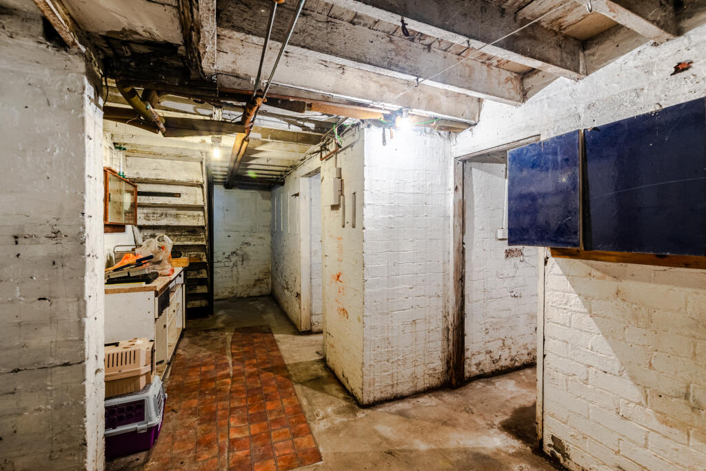 cellar1