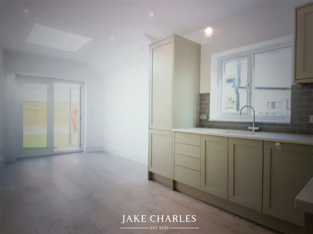 20180212_234028 (002).jpg