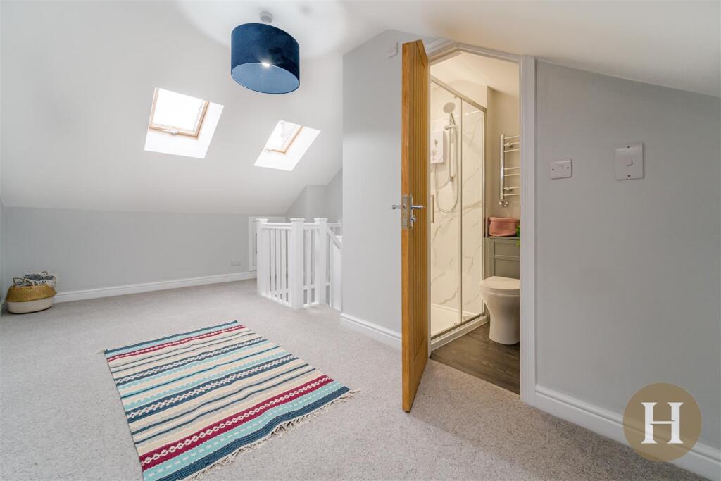 Hadleigh Estate Agents-4.jpg