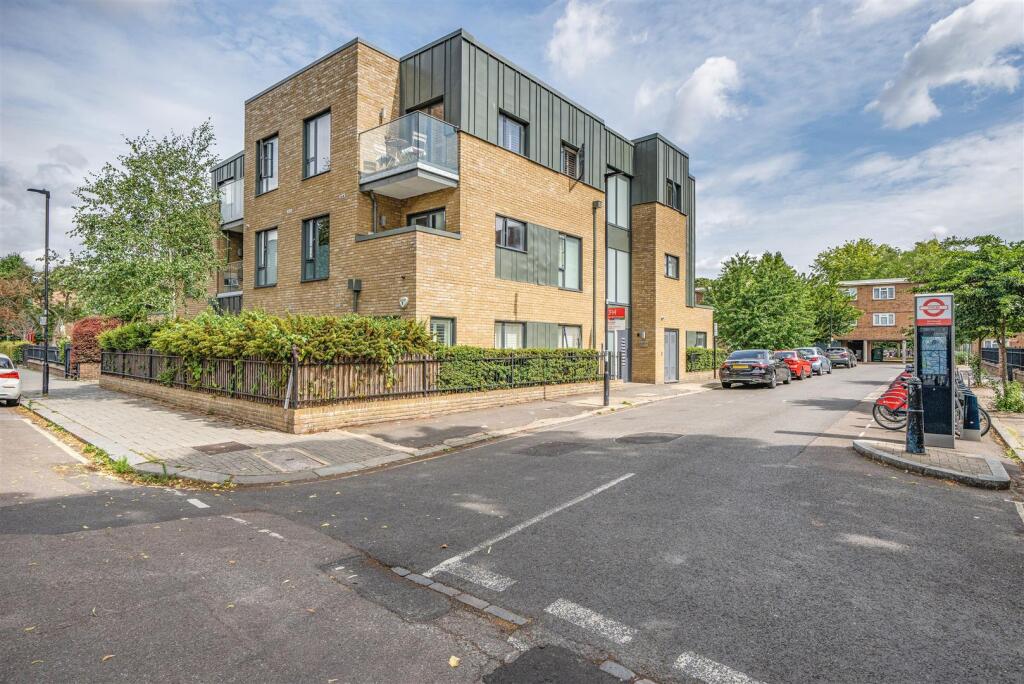 Eden Harper Clarence Walk