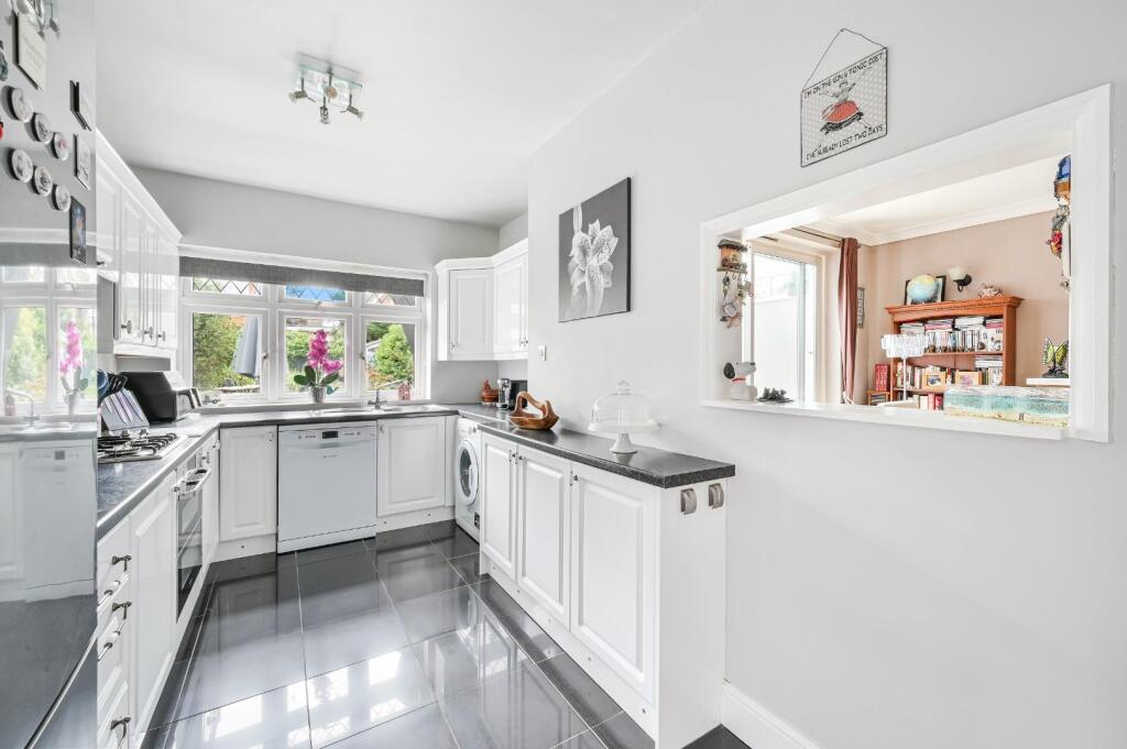 RIVERVIEW ROAD (9).jpg