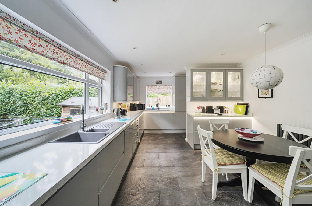 1342305-26-68a33f...