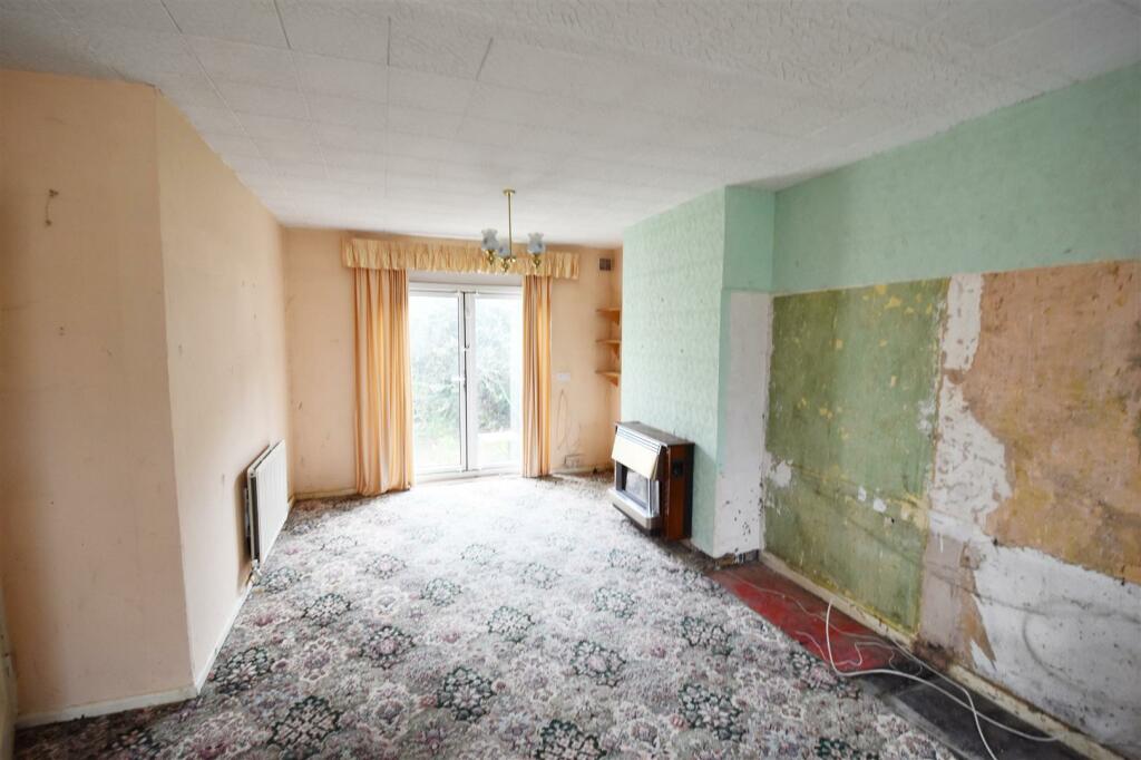 Dining area.jpg