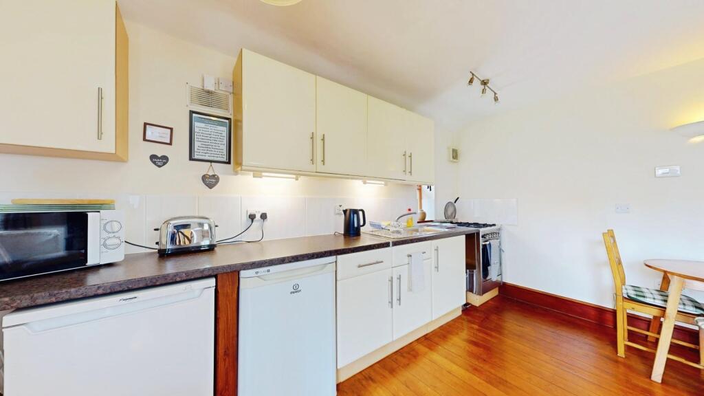 991e4f44-Carn-Cottage-Long-Preston-06212025_113150