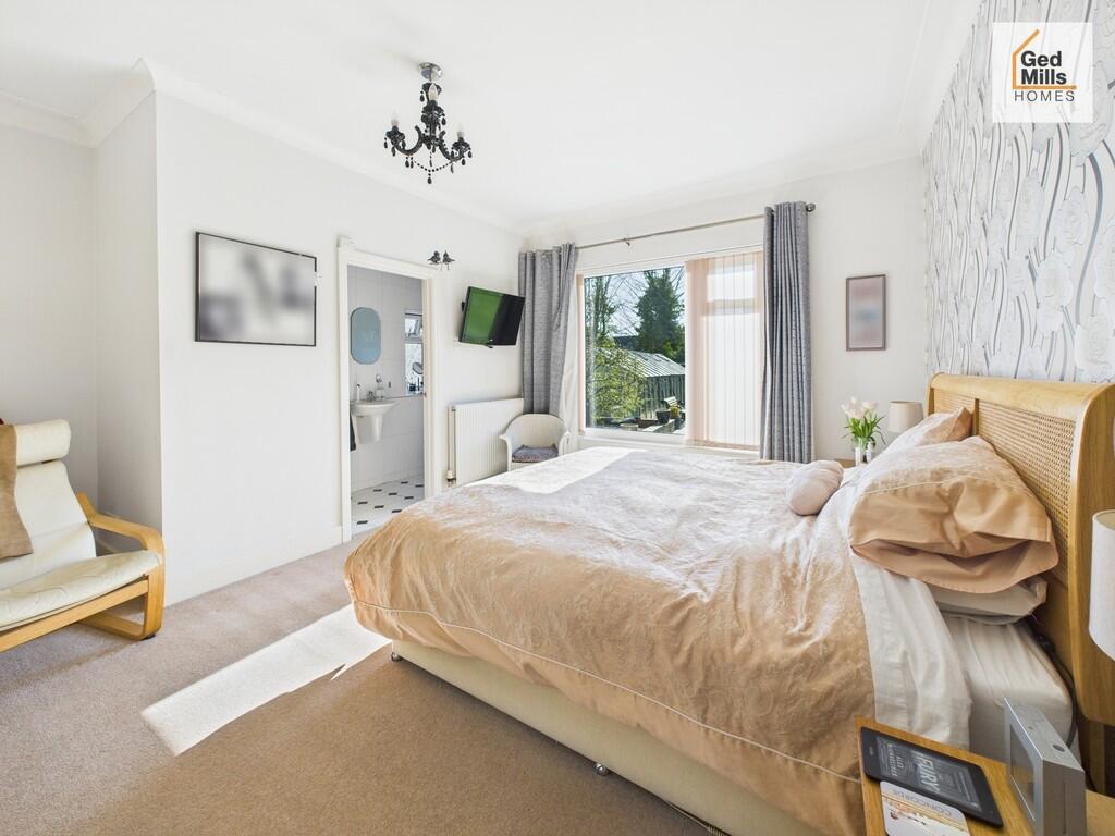 CAM04261G0-PR0034...