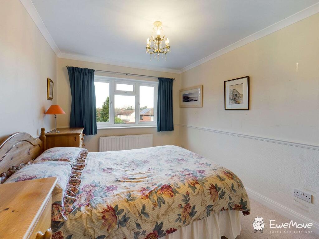 Bedroom 1 (Double)
