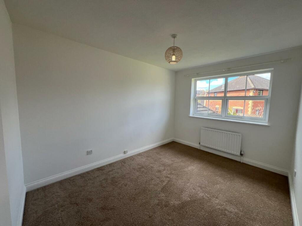 Bedroom 2.JPG