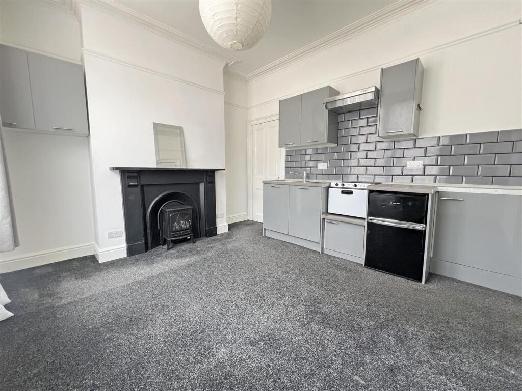 2 - Block of Flats for Auction, St Pauls, Bristol.