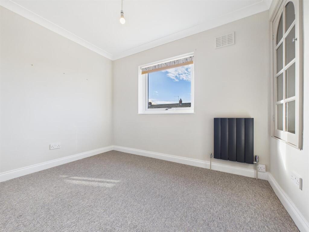 Bedroom 3.jpg
