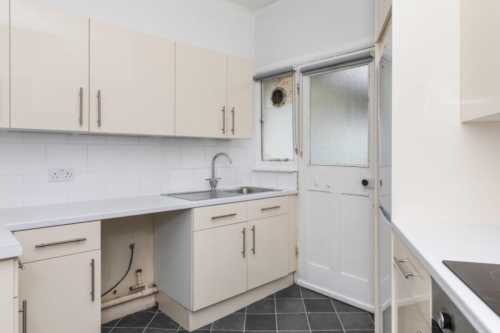 Flat 18-1.jpg
