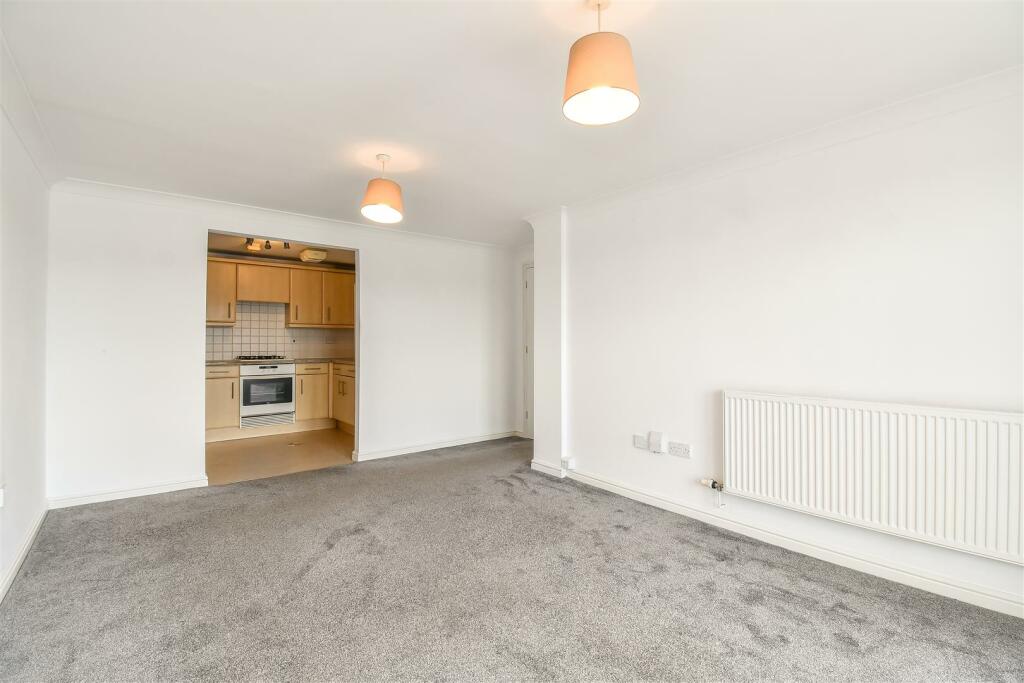 Living / Dining