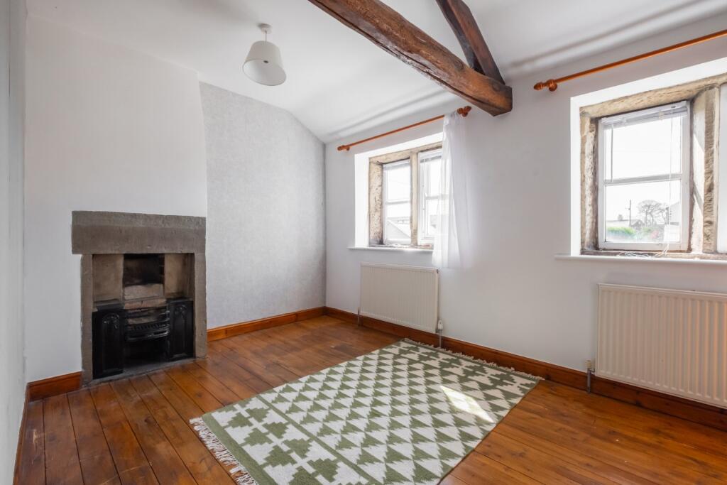 No 19 - Bedroom 1