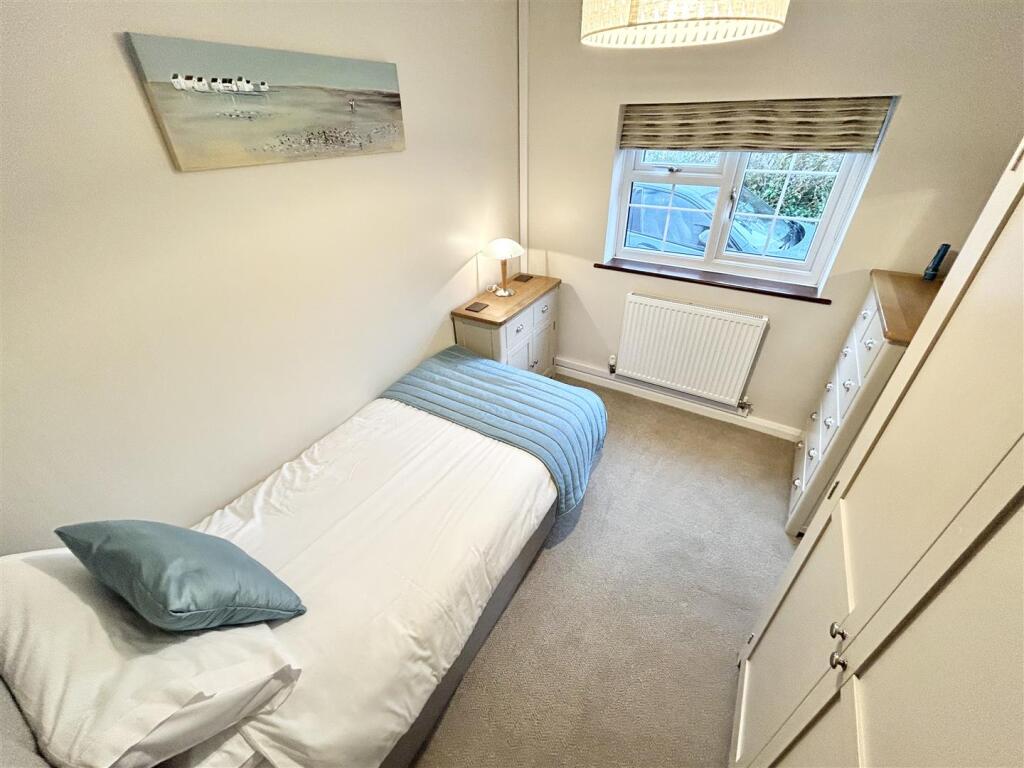 G Bed2.jpeg