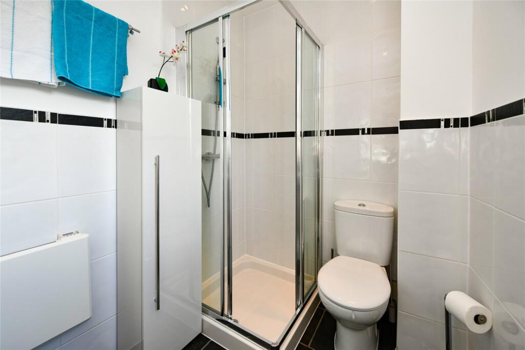 Master Ensuite