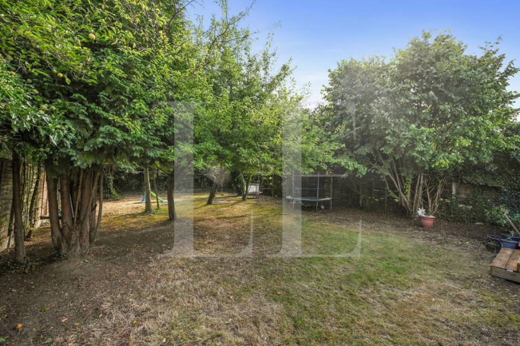 47 Westrow Gdn (27).png