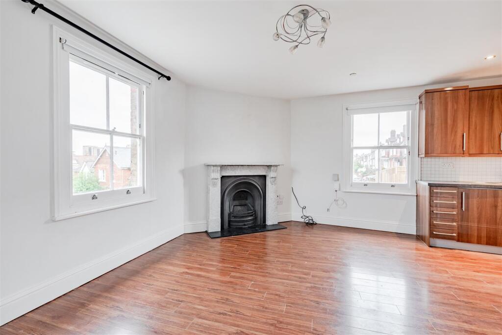 Open Plan Reception - Flat C