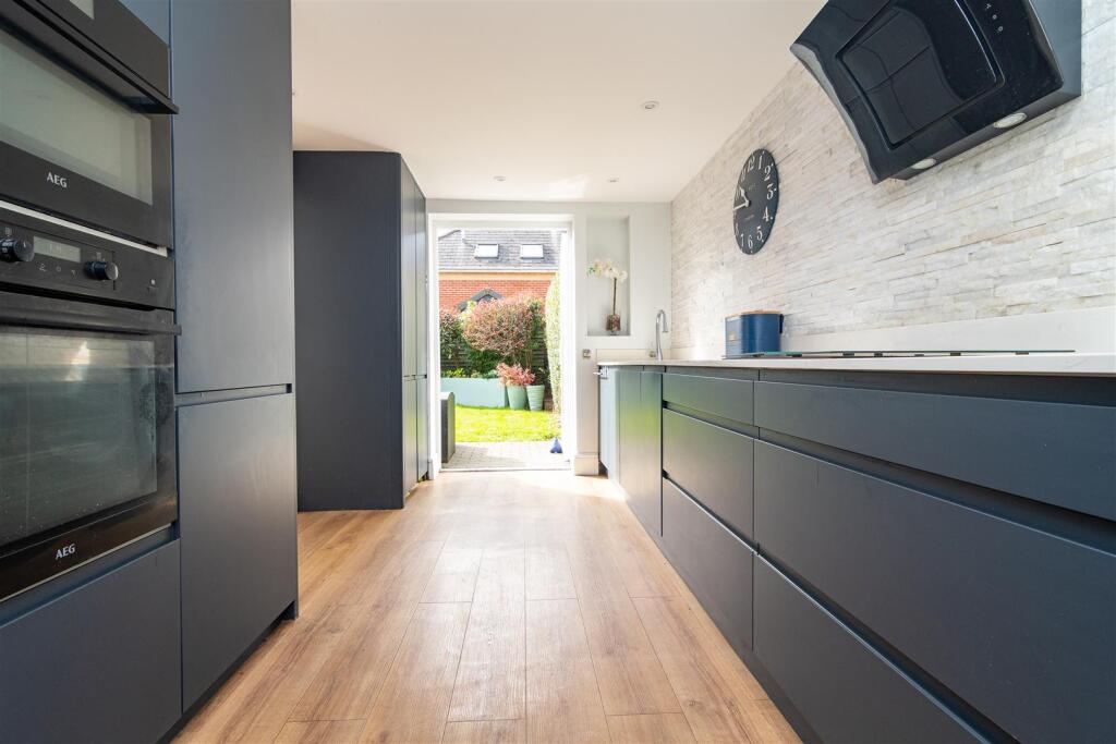 33 Shaftesbury Road (25).jpg