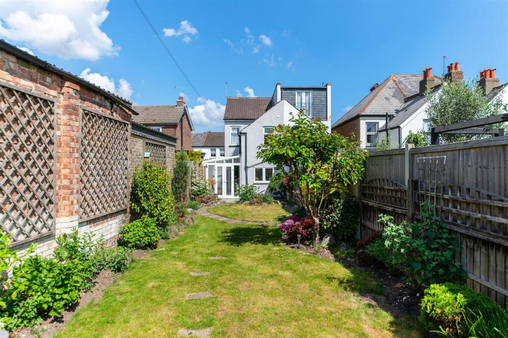 FERNDALE ROAD,16- (8).jpg