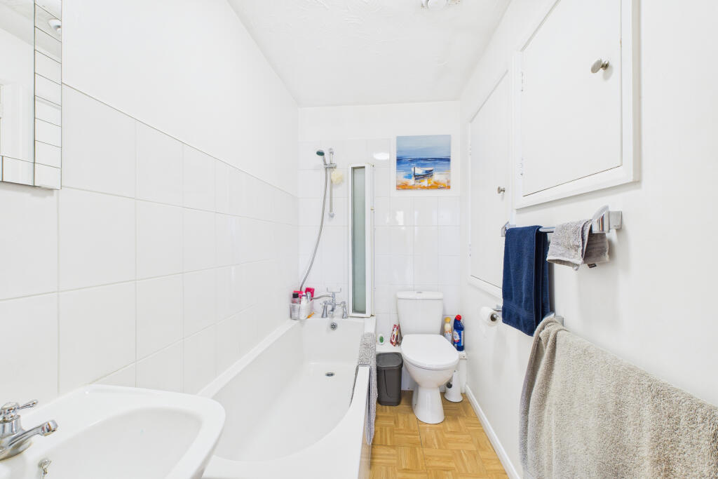 Cumberland Avenue, Bury St Edmunds