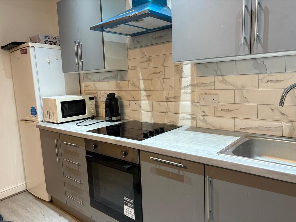 IMG-20251003-WA00...