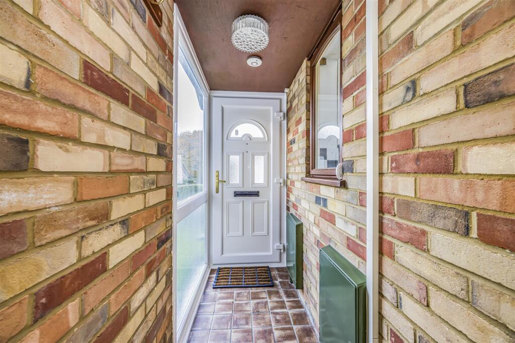 16 Brecon Close, New Milton-PorticoMarketing-O'Har