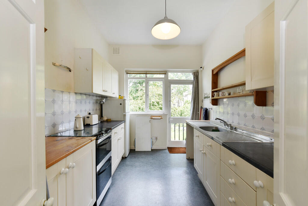 46 Northchurch Te...