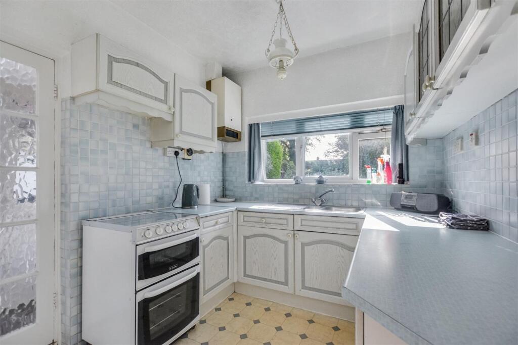 Kitchen_1.jpeg