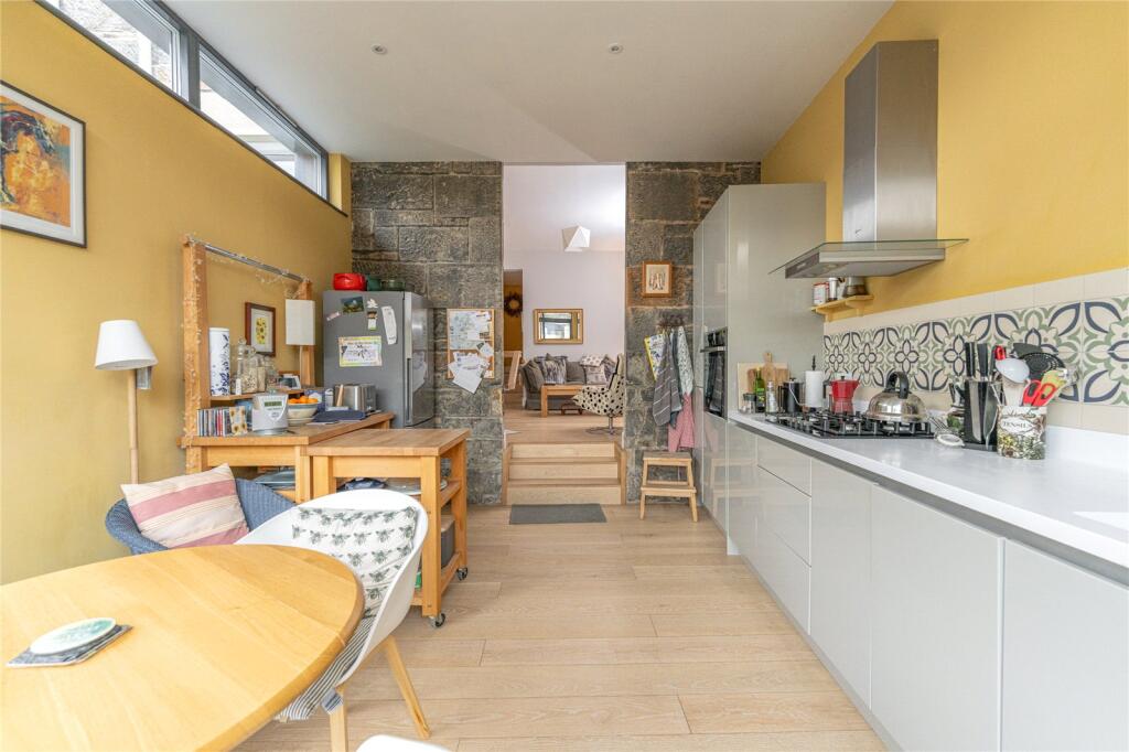 Dining Kitchen Alt